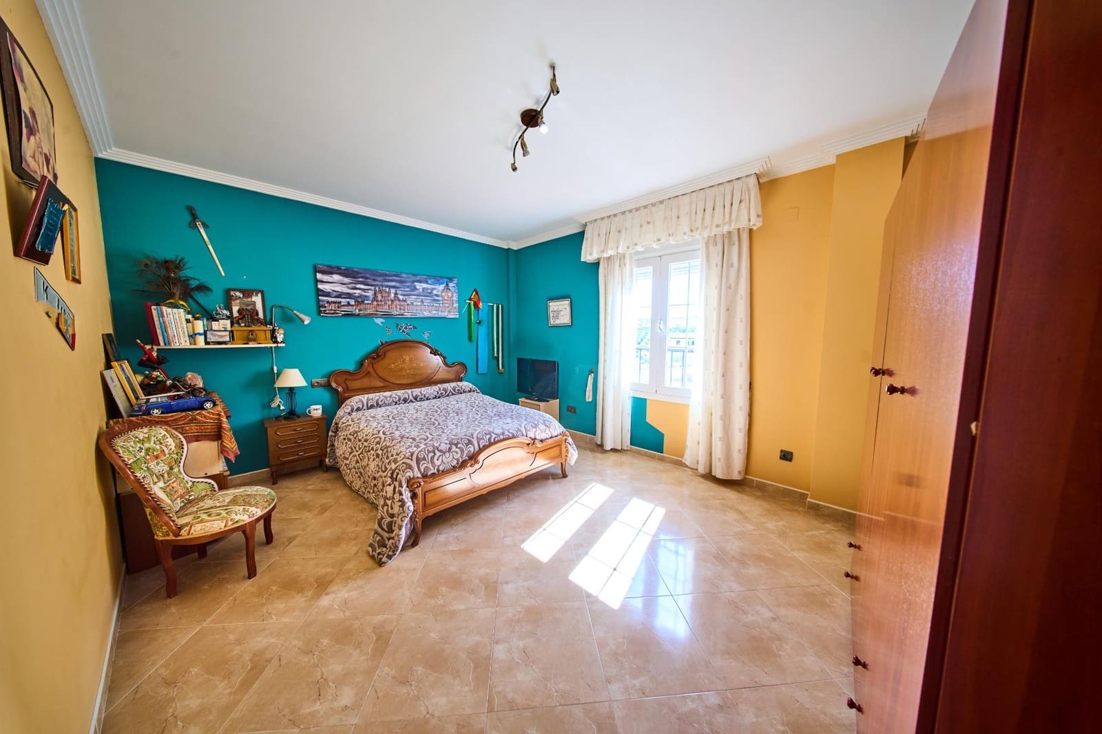 5 makuuhuone Huvila myytävänä paikassa Illora - 420 000 € (Ref: 9715114)