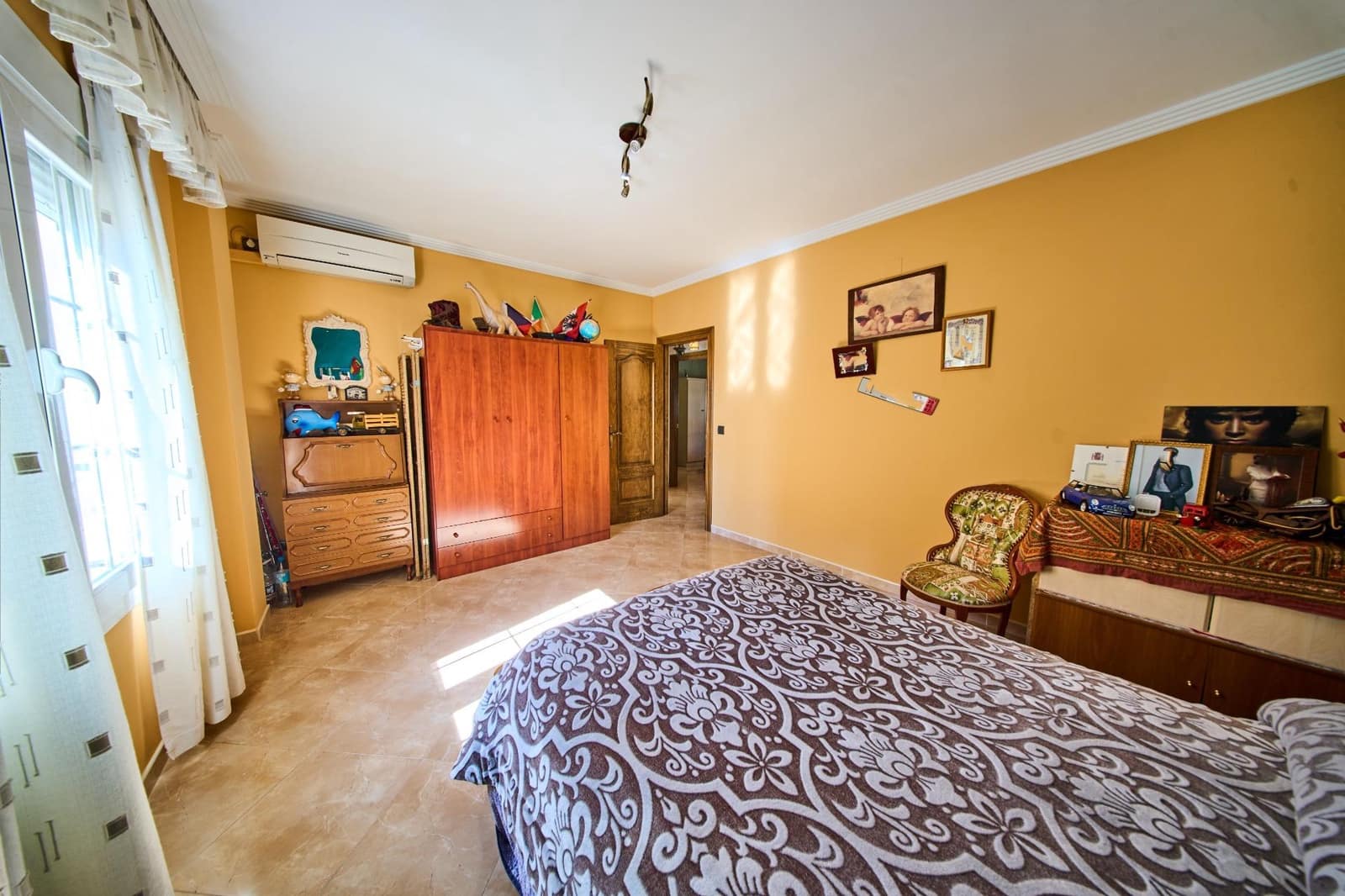 5 makuuhuone Huvila myytävänä paikassa Illora - 420 000 € (Ref: 9715114)