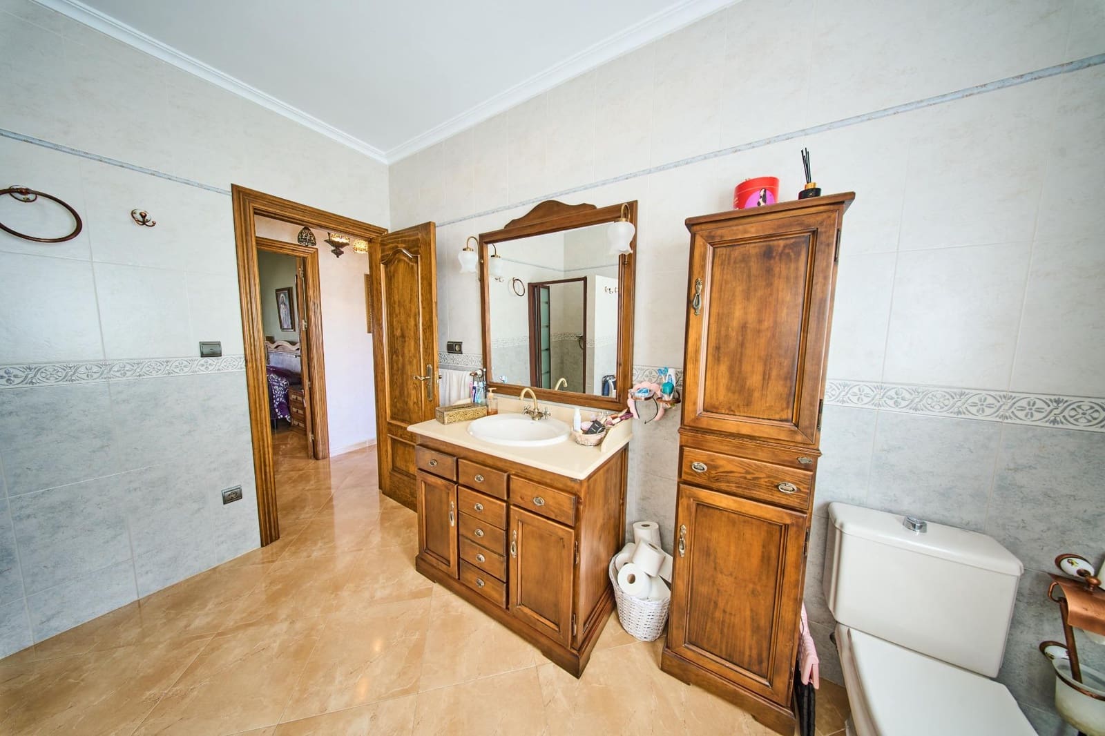 5 makuuhuone Huvila myytävänä paikassa Illora - 420 000 € (Ref: 9715114)