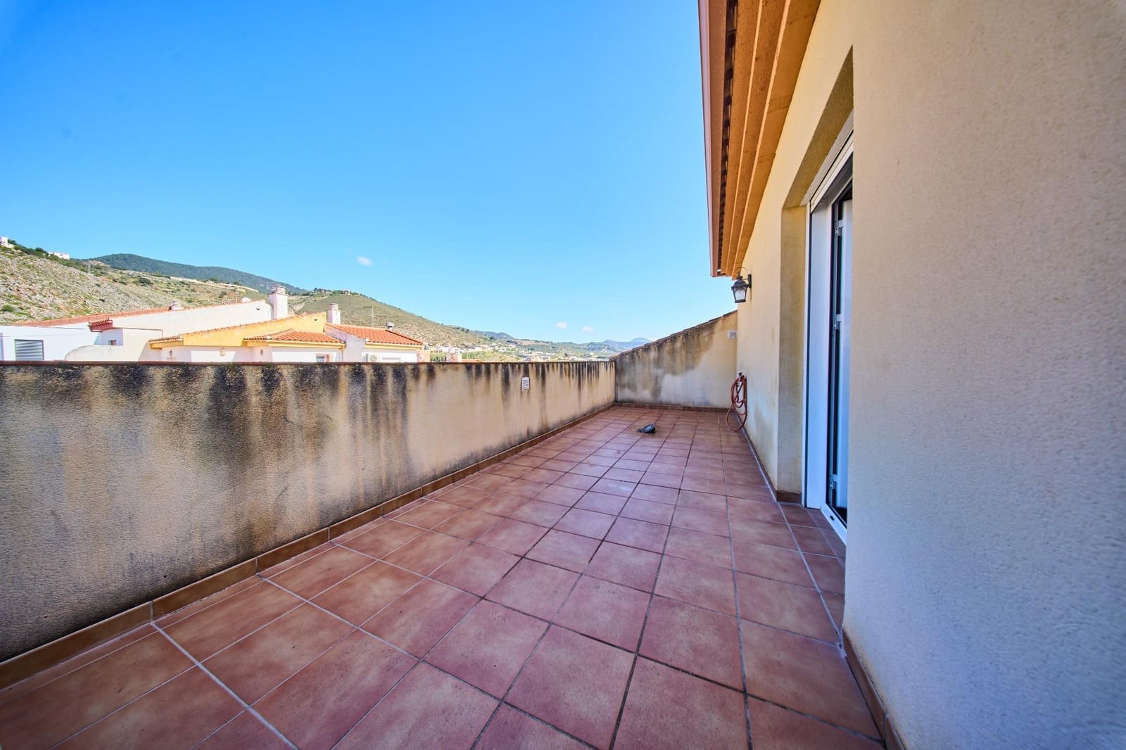 5 makuuhuone Huvila myytävänä paikassa Illora - 420 000 € (Ref: 9715114)