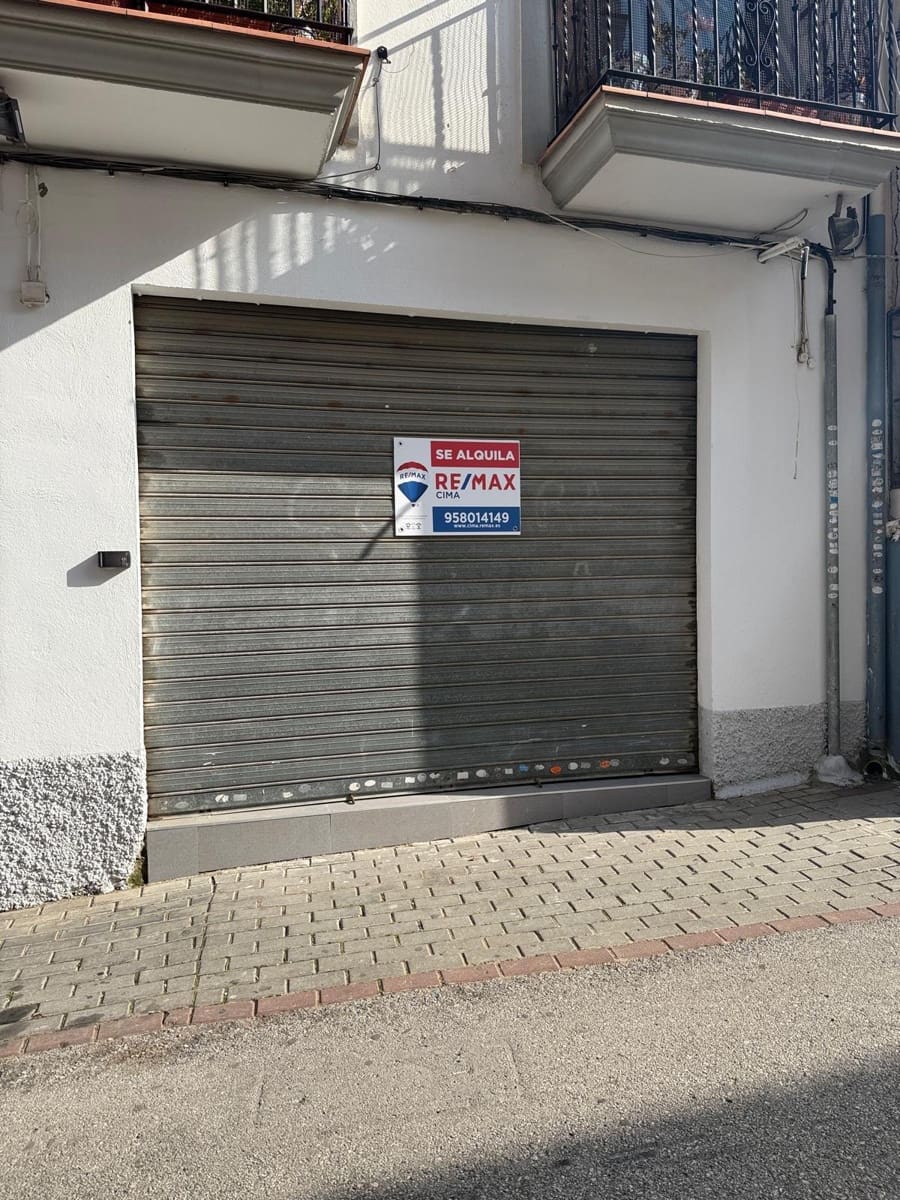 Commercial for rent in Las Gabias - € 950 (Ref: 9715115)