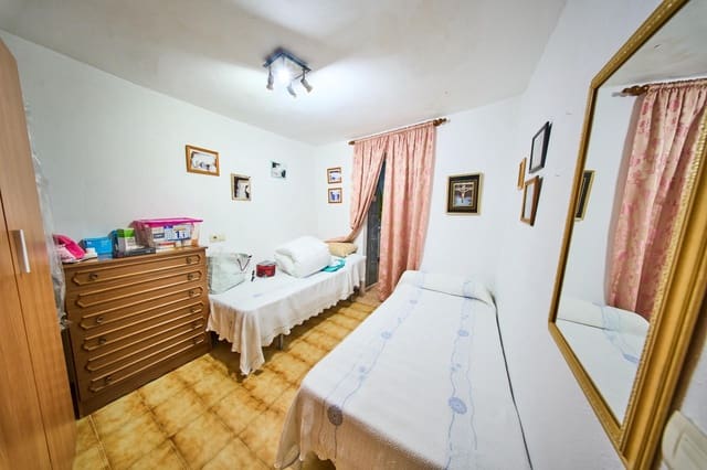 2 Zimmer Reihenhaus zu verkaufen in Montillana - 45.000 € (Ref: 9715117)