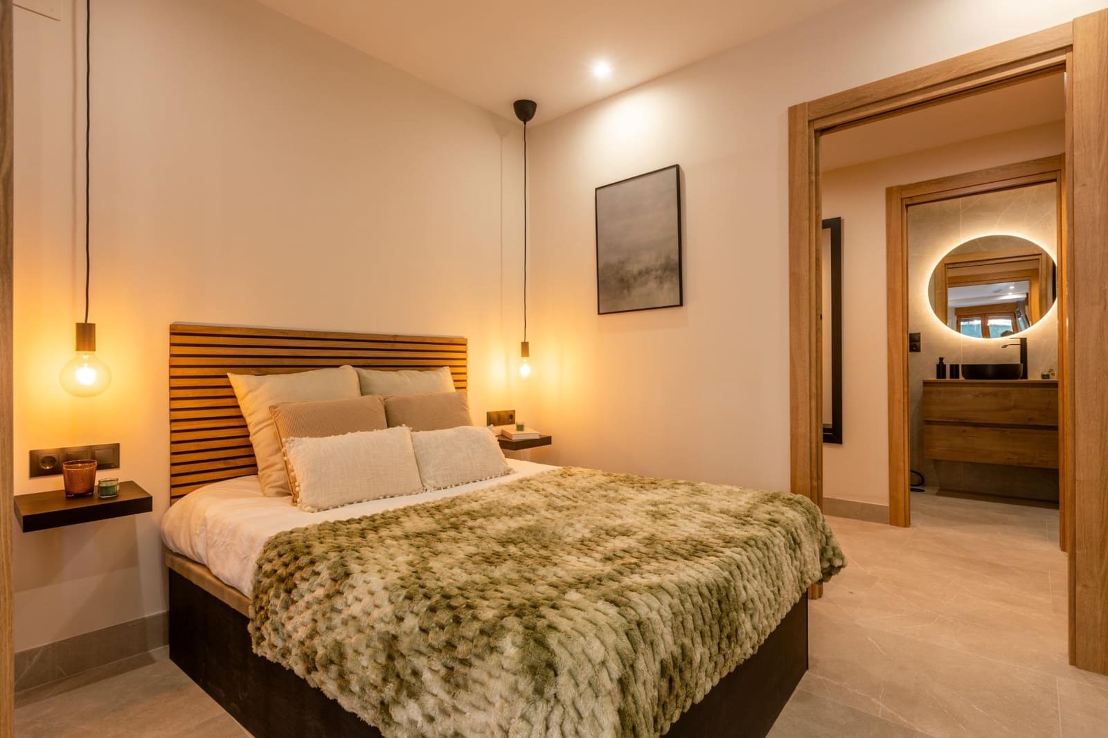 Loft na sprzedaż w Miasto Grenada - 137 900 € (Ref: 9720199)