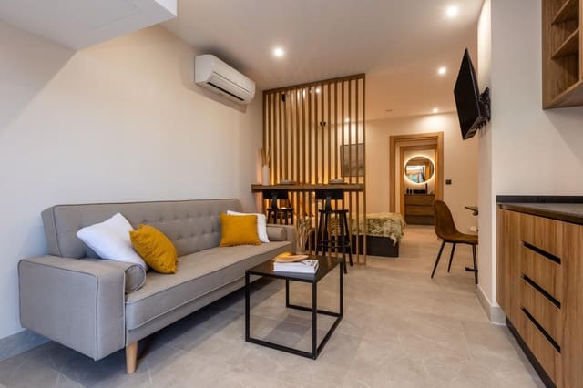 Loft na sprzedaż w Miasto Grenada - 137 900 € (Ref: 9720199)