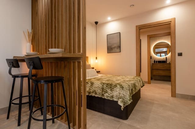 Loft na sprzedaż w Miasto Grenada - 137 900 € (Ref: 9720199)