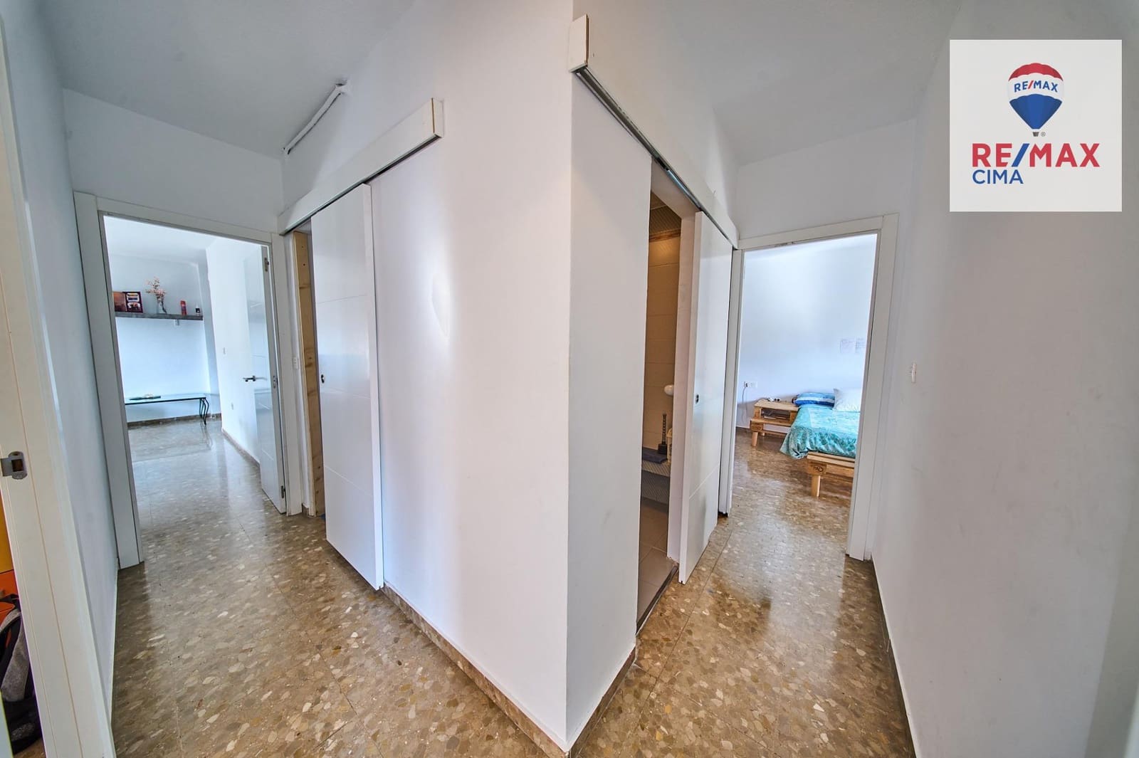 4 bedroom Flat for sale in Atarfe - € 139,000 (Ref: 9721891)