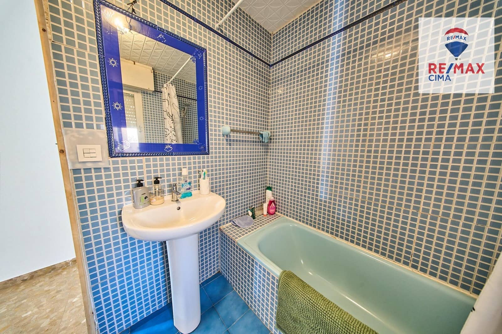 4 bedroom Flat for sale in Atarfe - € 139,000 (Ref: 9721891)