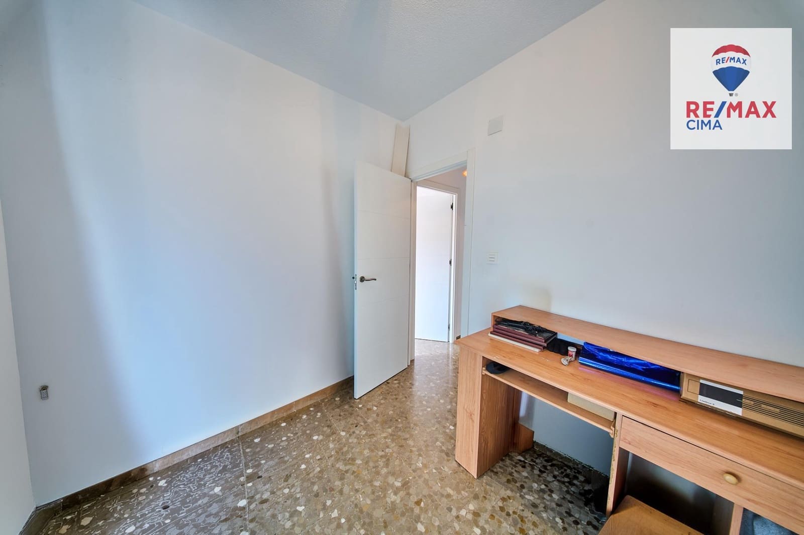 4 soveværelse Lejlighed til salg i Atarfe - € 125.000 (Ref: 9721891)