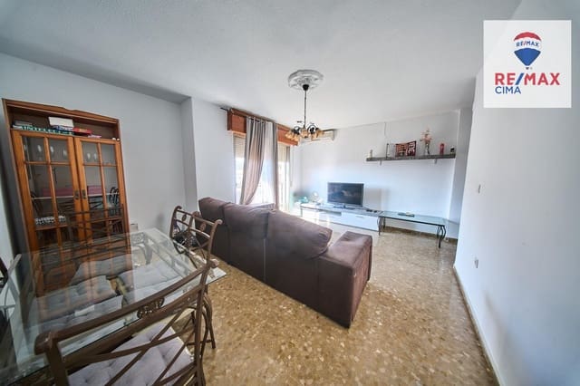 Piso de 4 habitaciones en Atarfe en venta - 122.000 € (Ref: 9721891)