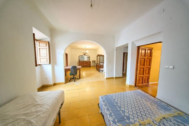 4 bedroom Townhouse for sale in Puebla de Don Fadrique - € 69,900 (Ref: 9721892)
