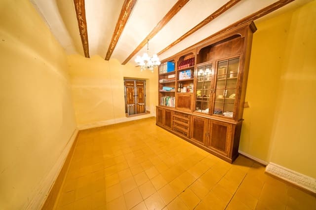 4 bedroom Townhouse for sale in Puebla de Don Fadrique - € 69,900 (Ref: 9721892)