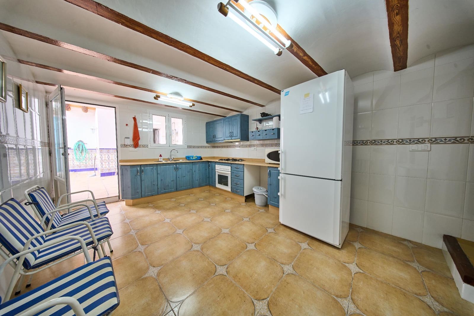 4 bedroom Townhouse for sale in Puebla de Don Fadrique - € 69,900 (Ref: 9721892)