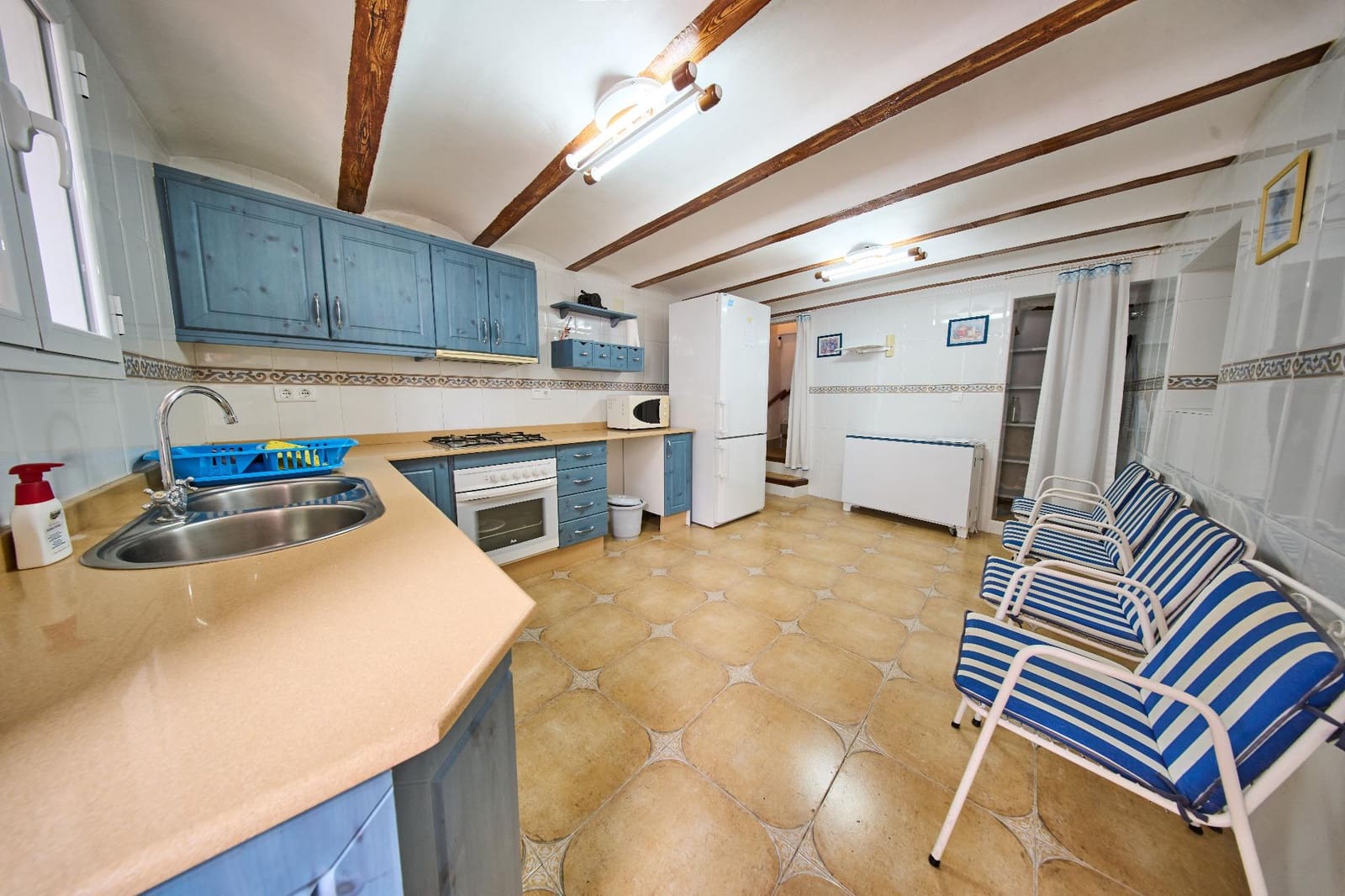 4 bedroom Townhouse for sale in Puebla de Don Fadrique - € 69,900 (Ref: 9721892)