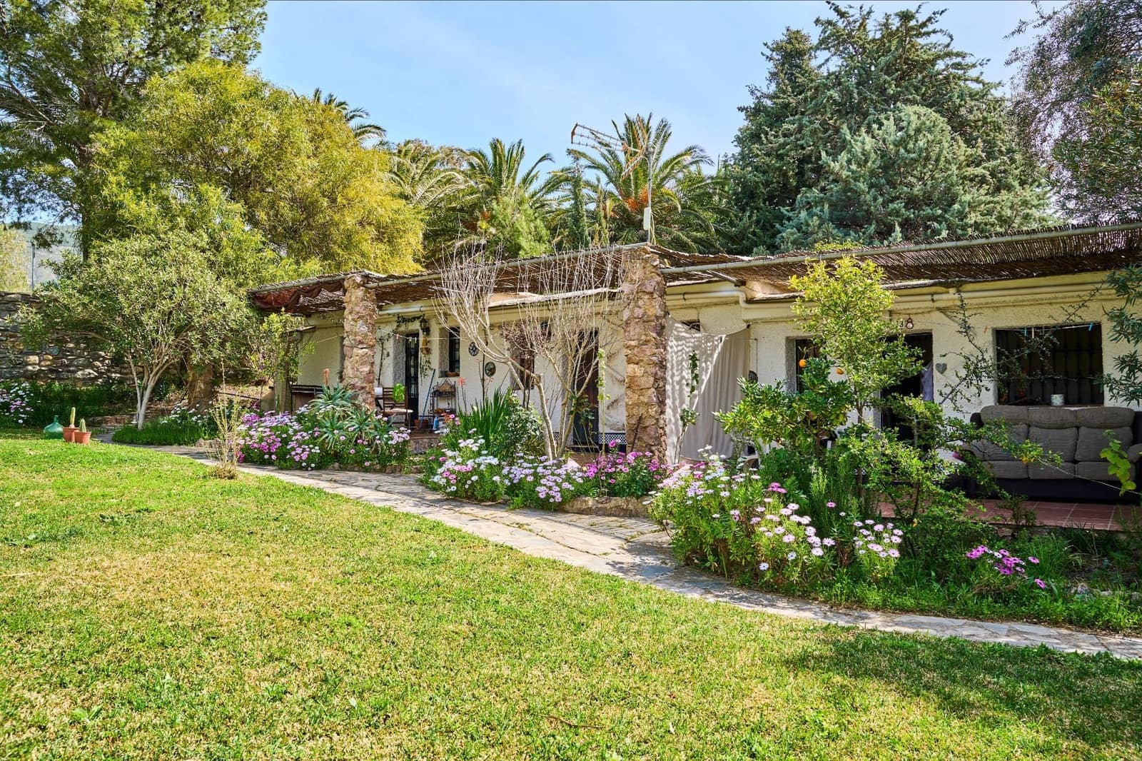 7 bedroom Finca/Country House for sale in Orgiva with pool - € 570,000 (Ref: 9721893)