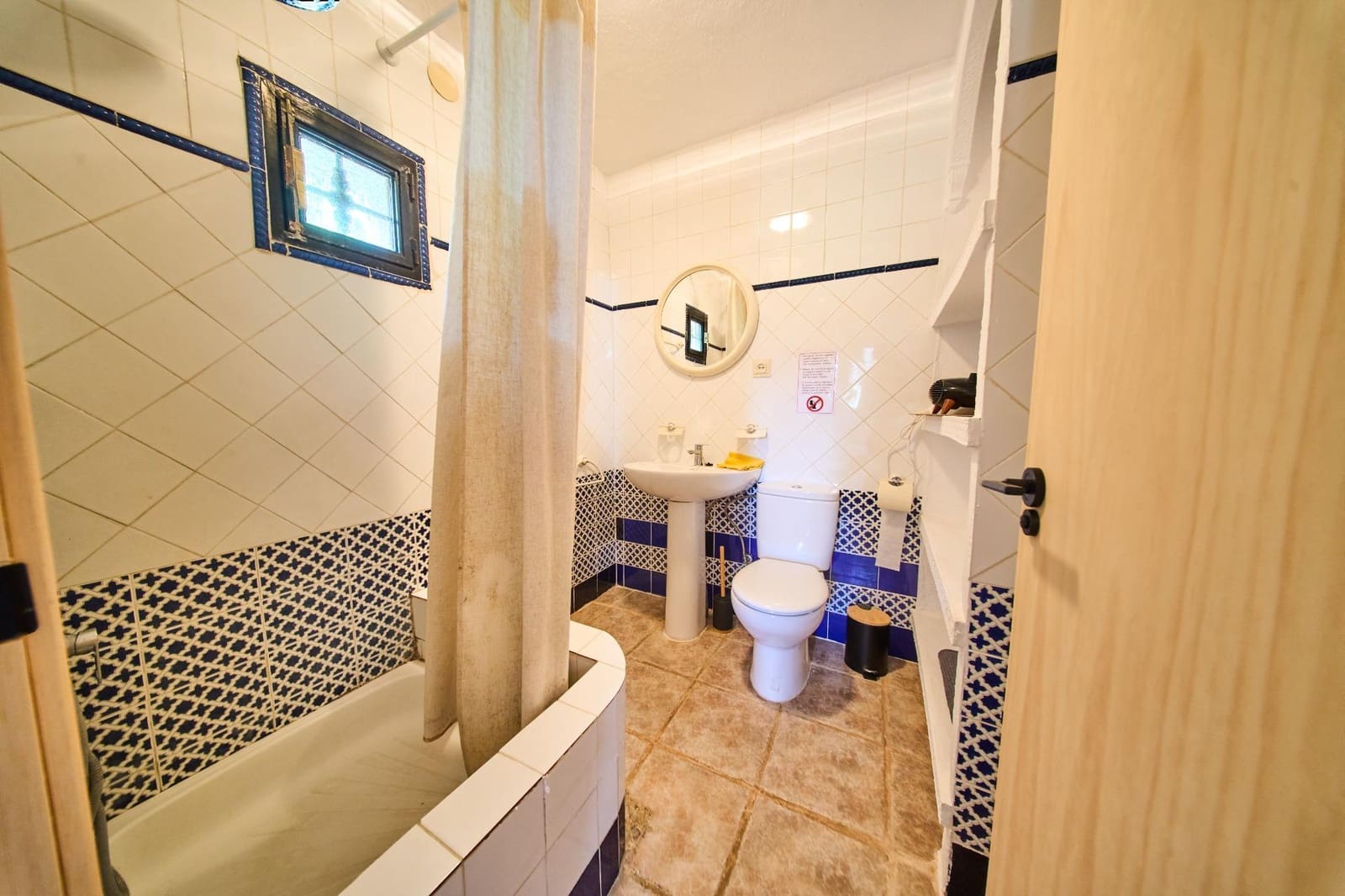 7 sovrum Finca/Hus på landet till salu i Orgiva med pool - 570 000 € (Ref: 9721893)
