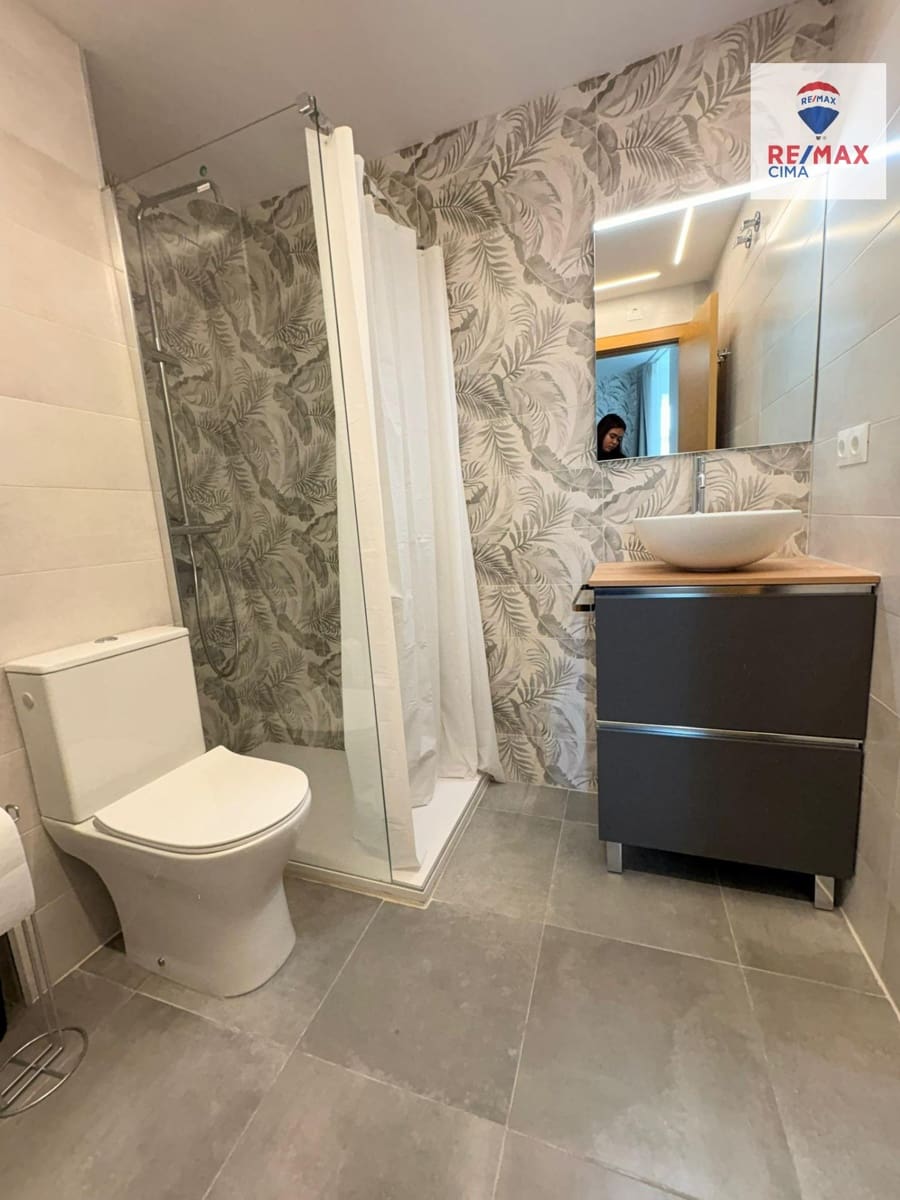 2 camera da letto Appartamento da affittare in Granada citta - 1.400 € (Rif: 9721894)