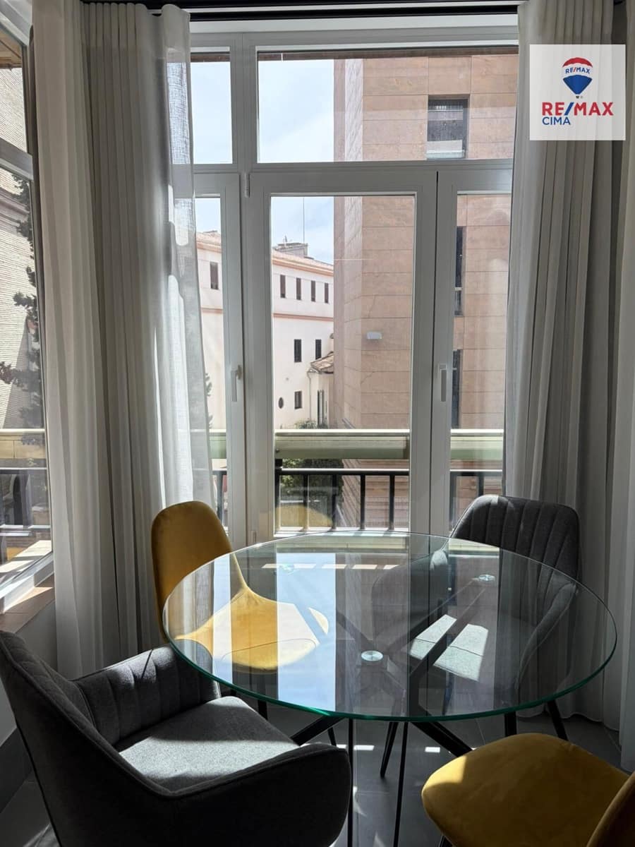 2 camera da letto Appartamento da affittare in Granada citta - 1.400 € (Rif: 9721894)