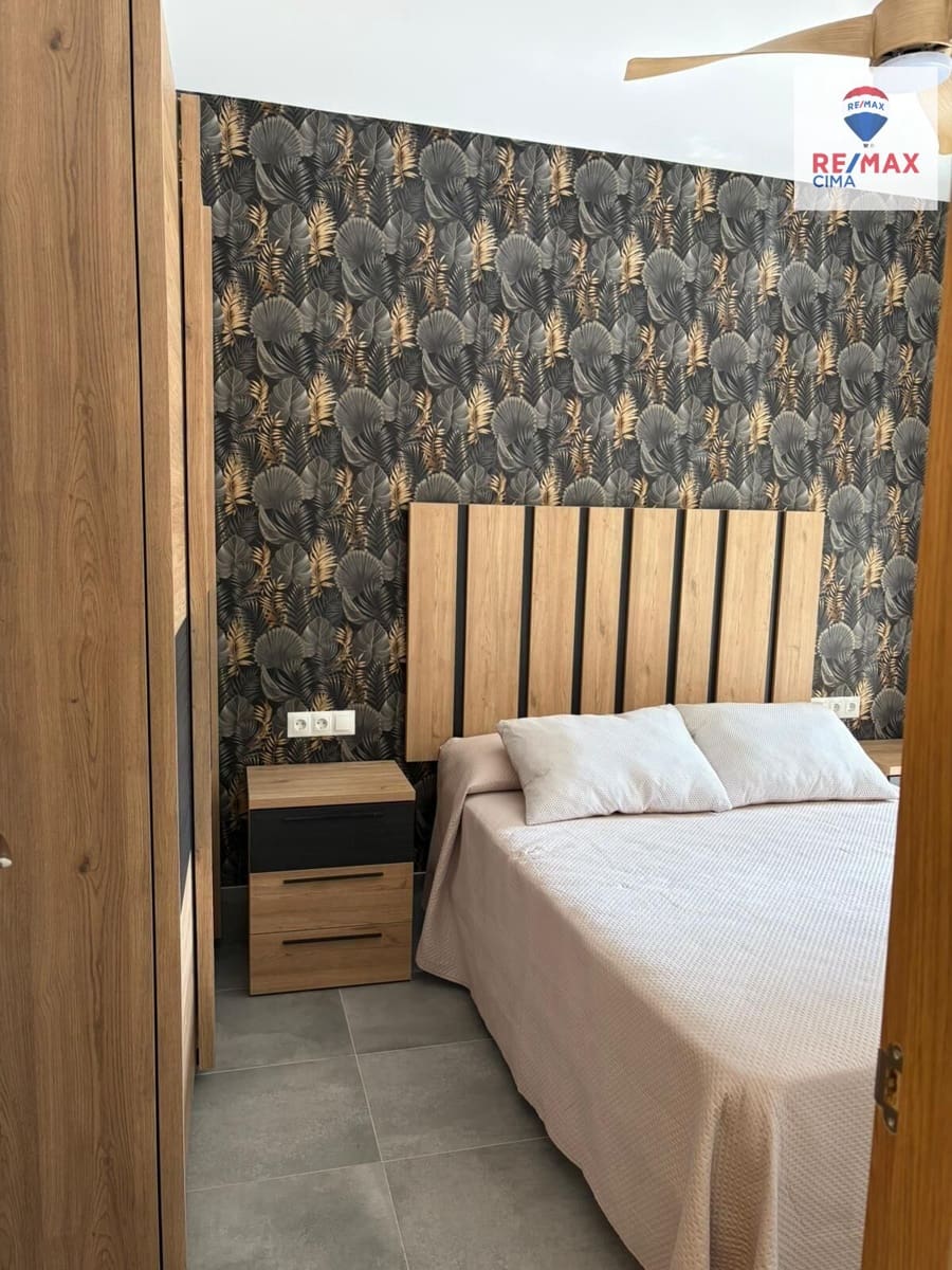 2 camera da letto Appartamento da affittare in Granada citta - 1.400 € (Rif: 9721894)