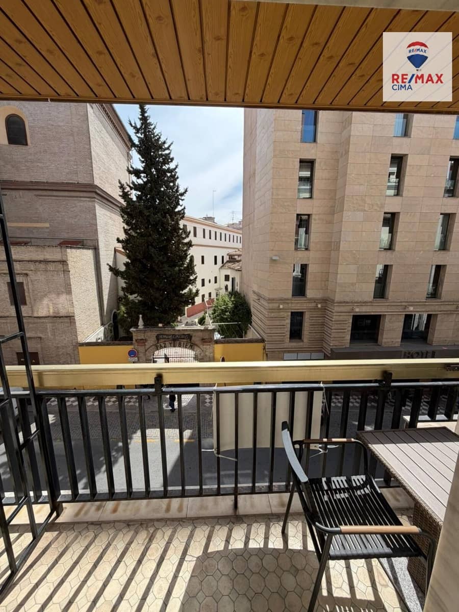 2 camera da letto Appartamento da affittare in Granada citta - 1.400 € (Rif: 9721894)