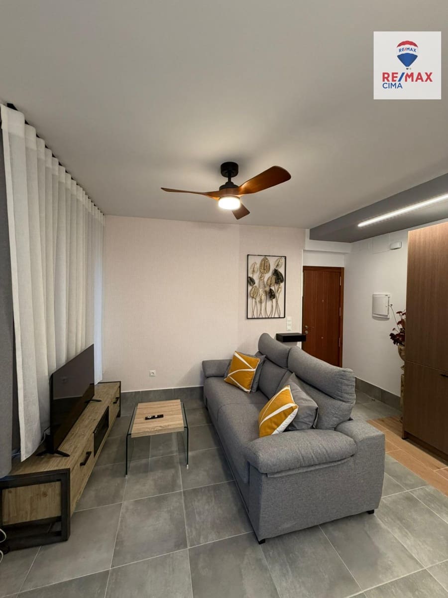 2 camera da letto Appartamento da affittare in Granada citta - 1.200 € (Rif: 9721895)