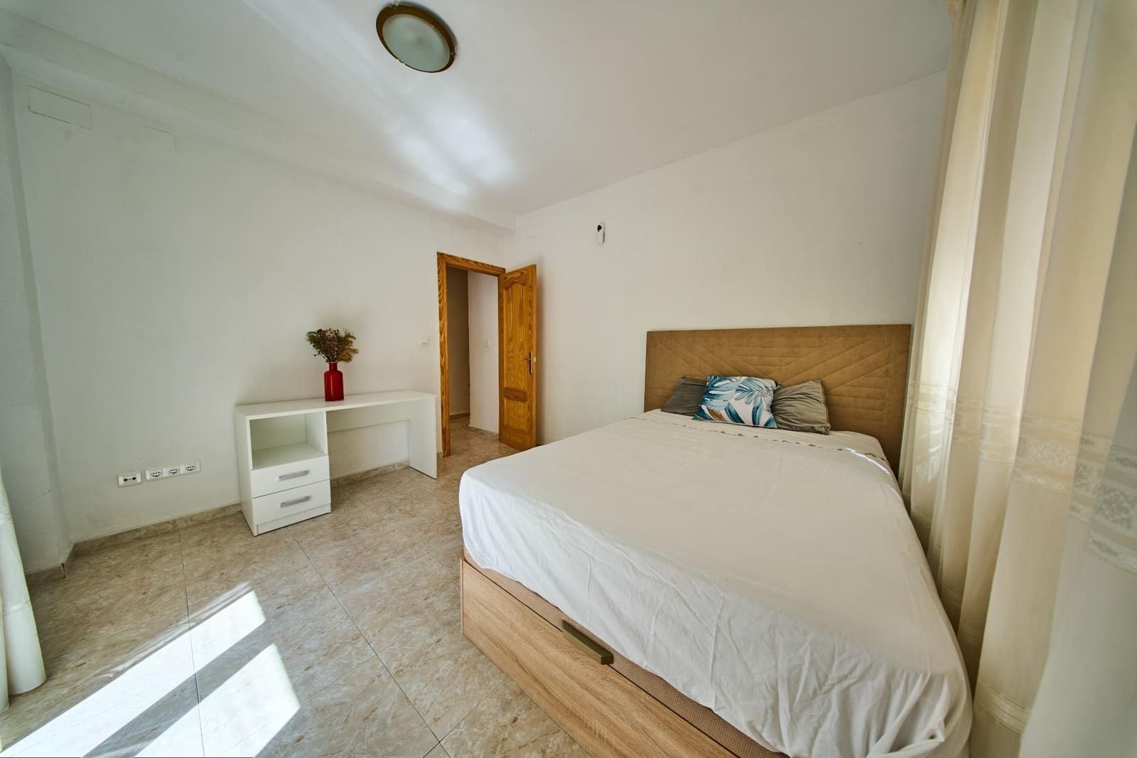 4 quarto Apartamento para venda em Granada cidade - 250 000 € (Ref: 9729363)