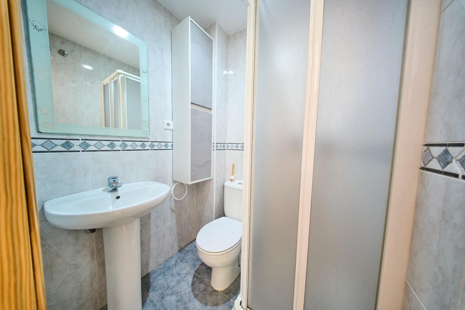 4 quarto Apartamento para venda em Granada cidade - 250 000 € (Ref: 9729363)