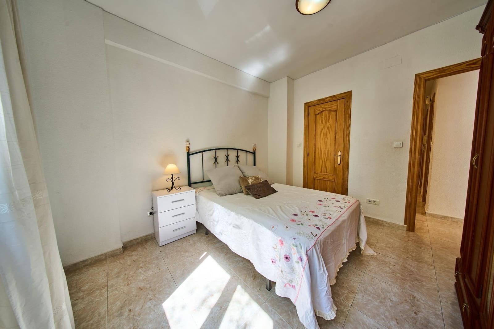 4 quarto Apartamento para venda em Granada cidade - 250 000 € (Ref: 9729363)