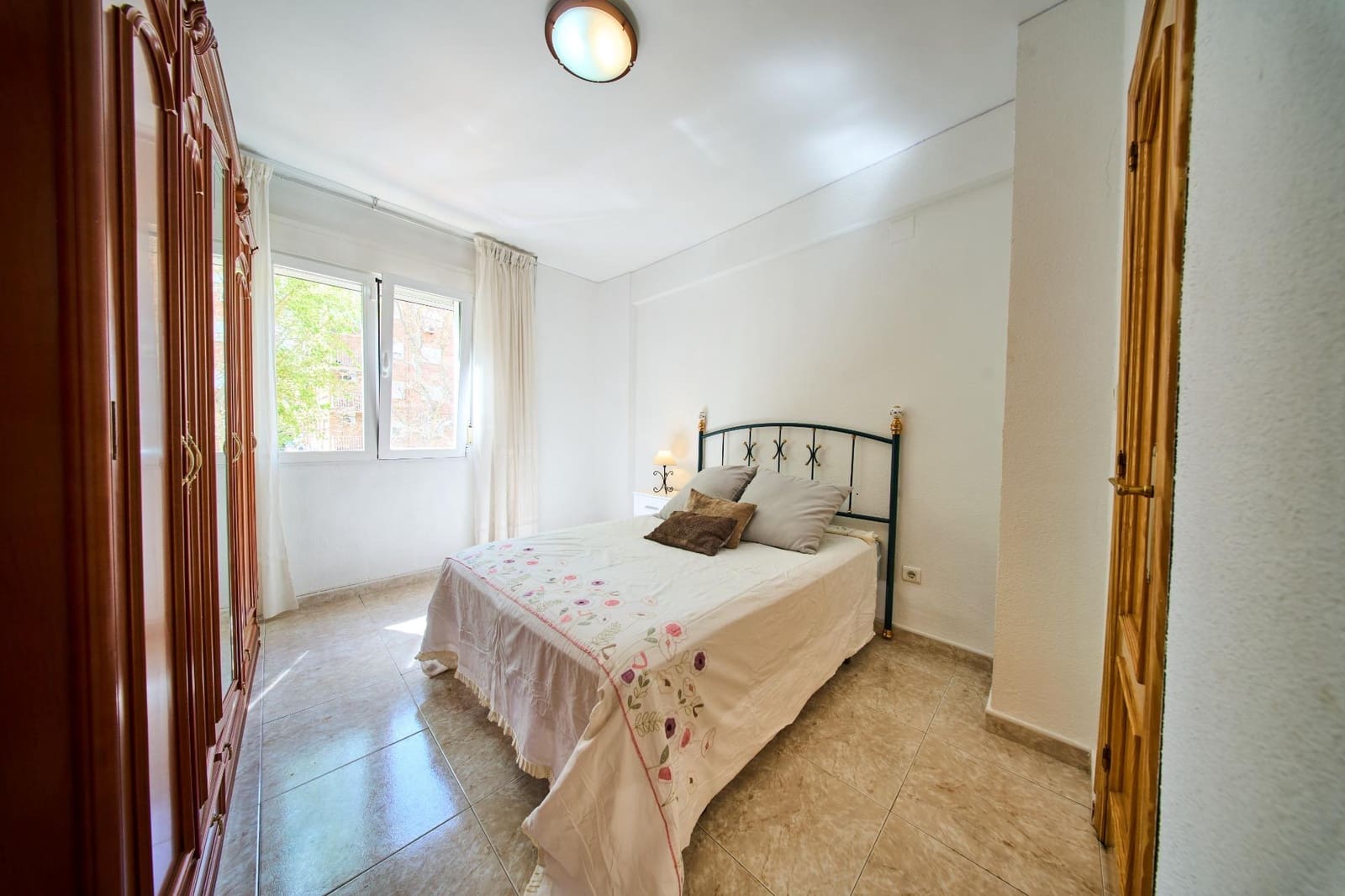 4 quarto Apartamento para venda em Granada cidade - 250 000 € (Ref: 9729363)