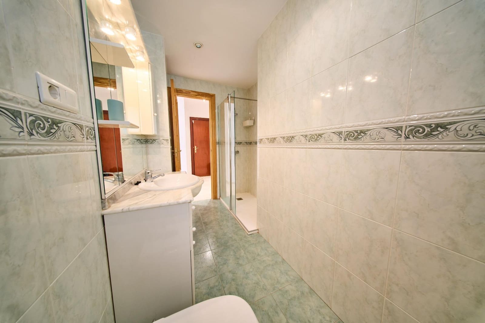 4 quarto Apartamento para venda em Granada cidade - 250 000 € (Ref: 9729363)