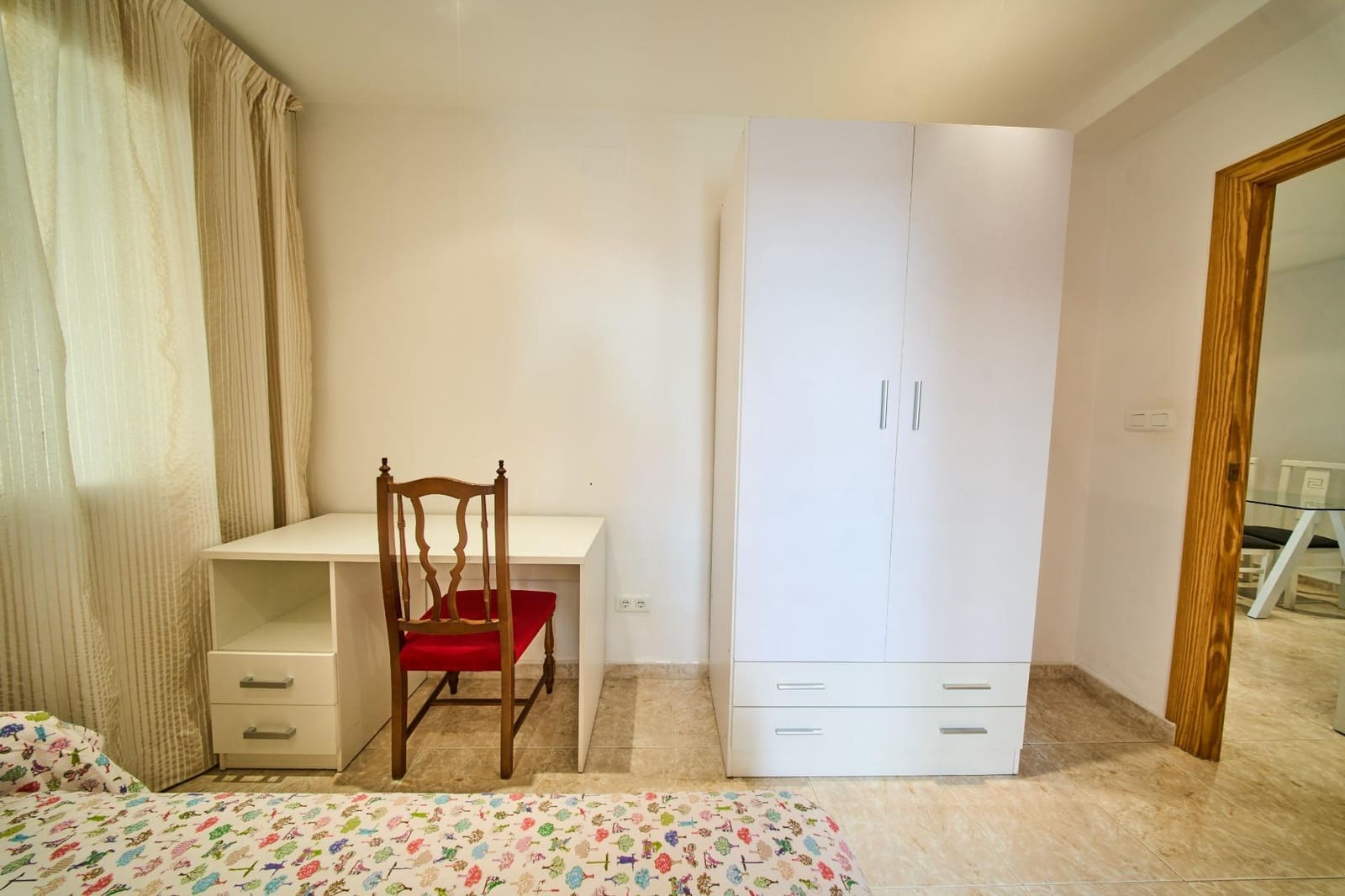 4 quarto Apartamento para venda em Granada cidade - 250 000 € (Ref: 9729363)