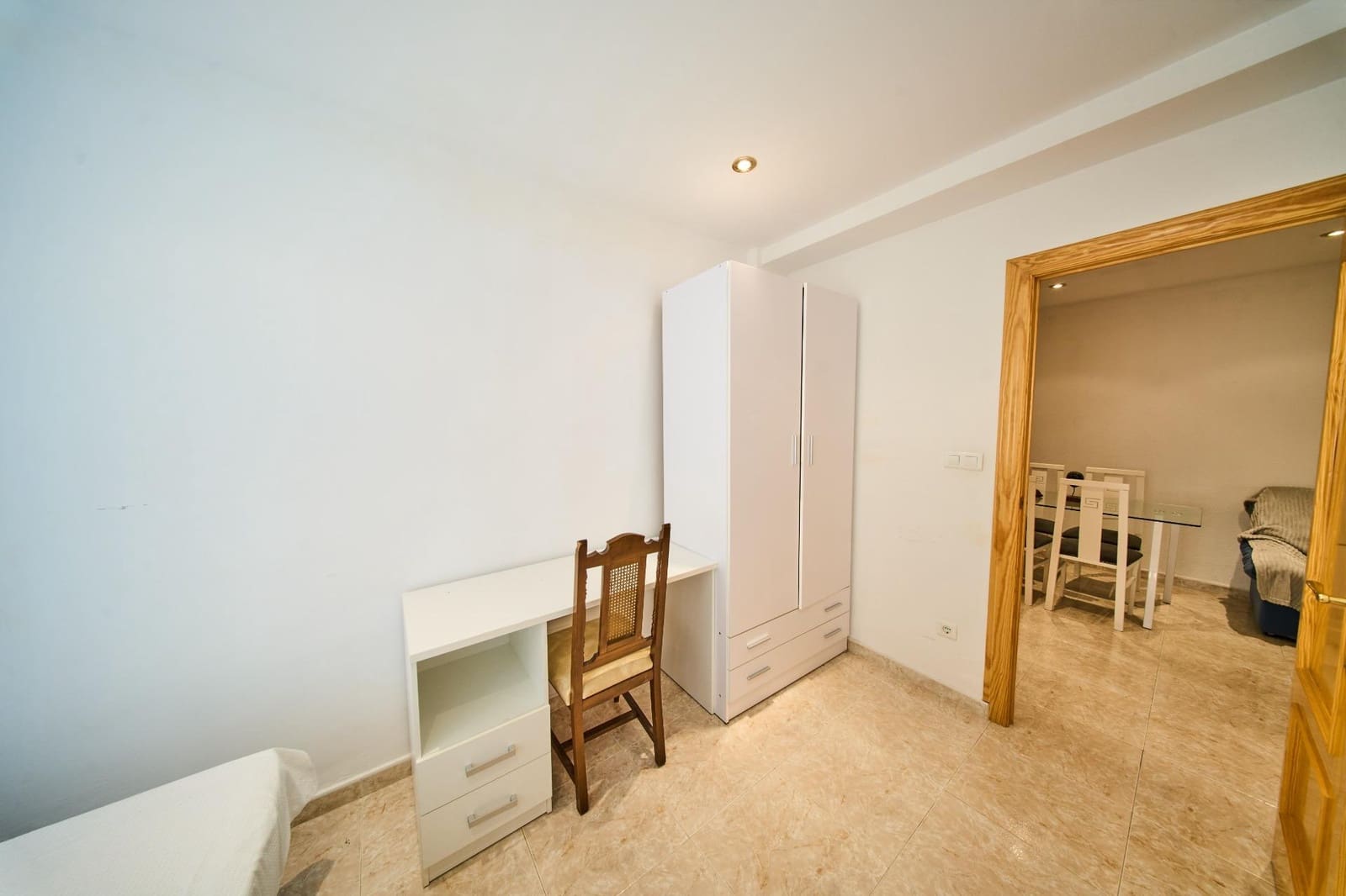 4 quarto Apartamento para venda em Granada cidade - 250 000 € (Ref: 9729363)