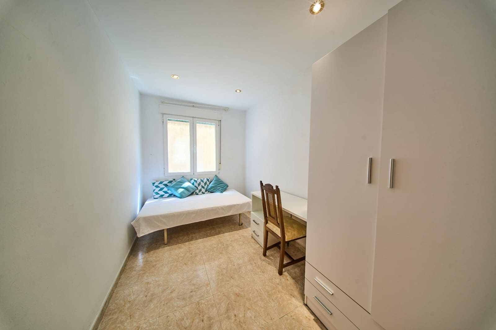 4 quarto Apartamento para venda em Granada cidade - 250 000 € (Ref: 9729363)