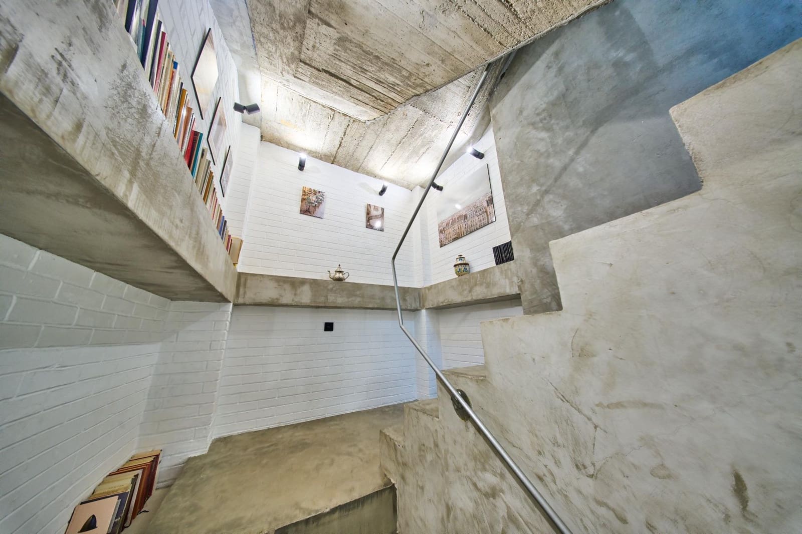 2 bedroom Terraced Villa for sale in Granada city - € 385,000 (Ref: 9729364)