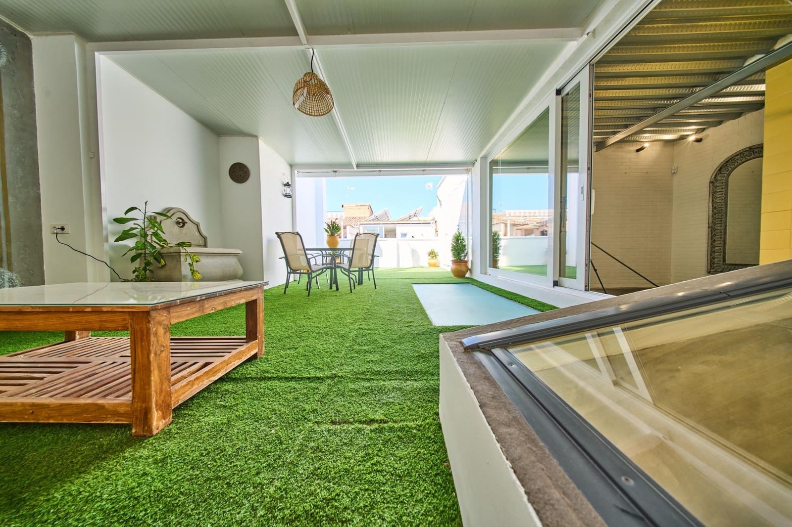 2 bedroom Terraced Villa for sale in Granada city - € 385,000 (Ref: 9729364)