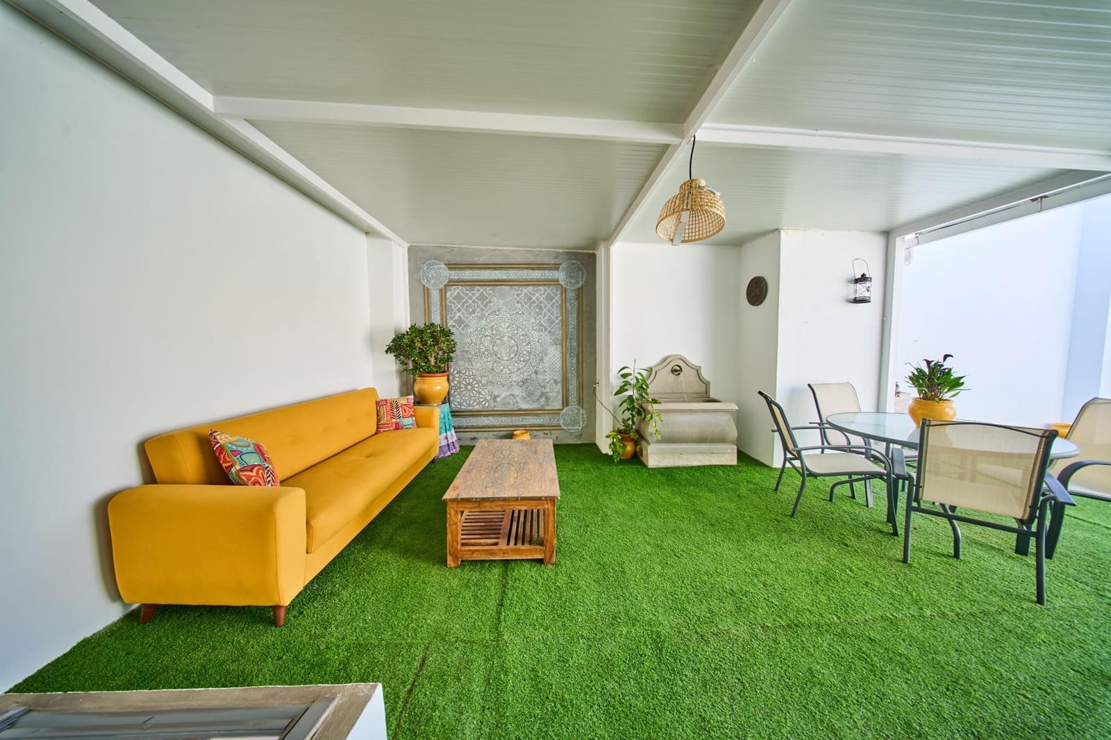 2 bedroom Terraced Villa for sale in Granada city - € 385,000 (Ref: 9729364)