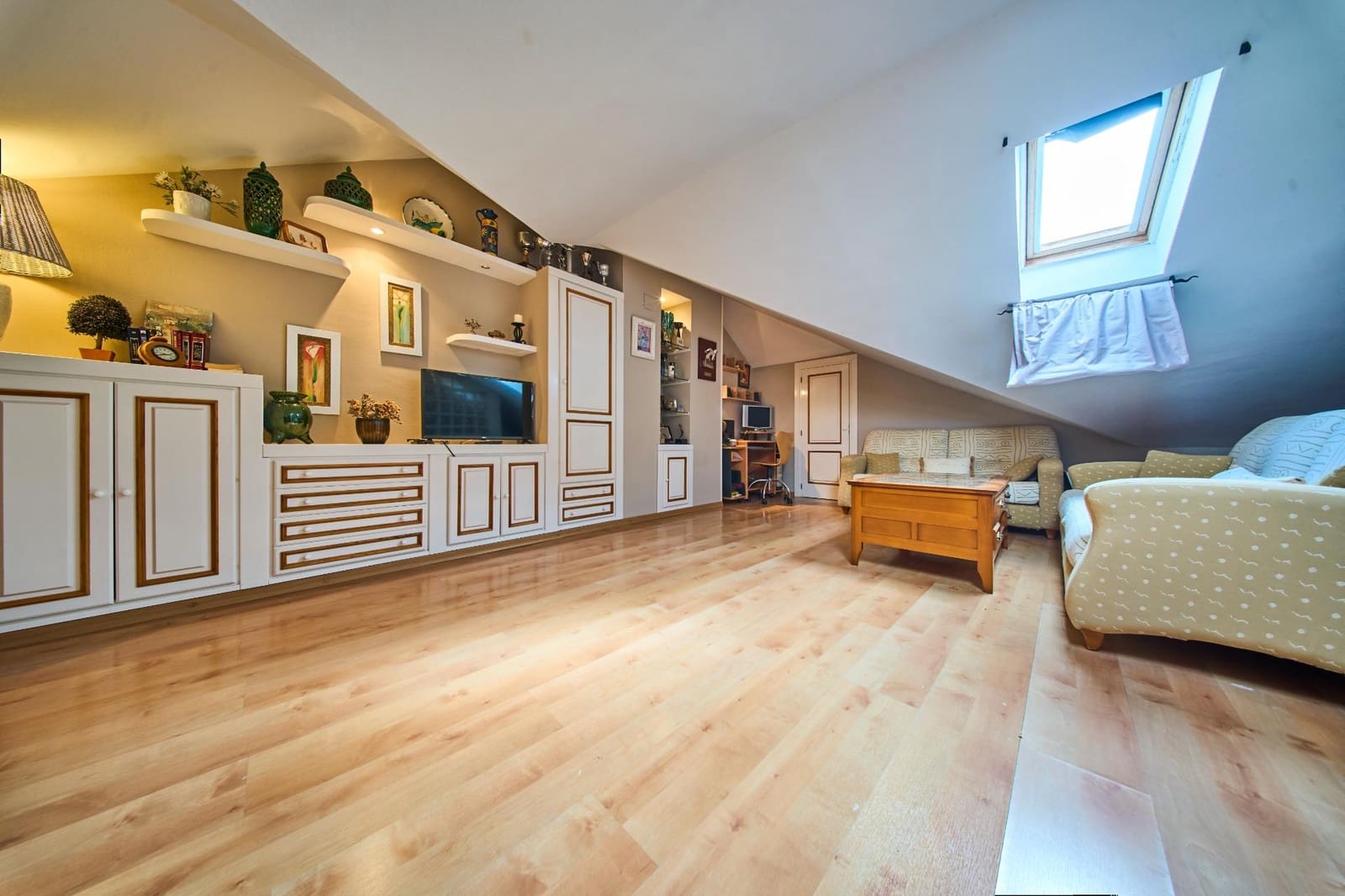 3 chambre Villa/Maison Semi-Mitoyenne à vendre à Ogijares avec piscine garage - 339 000 € (Ref: 9730274)