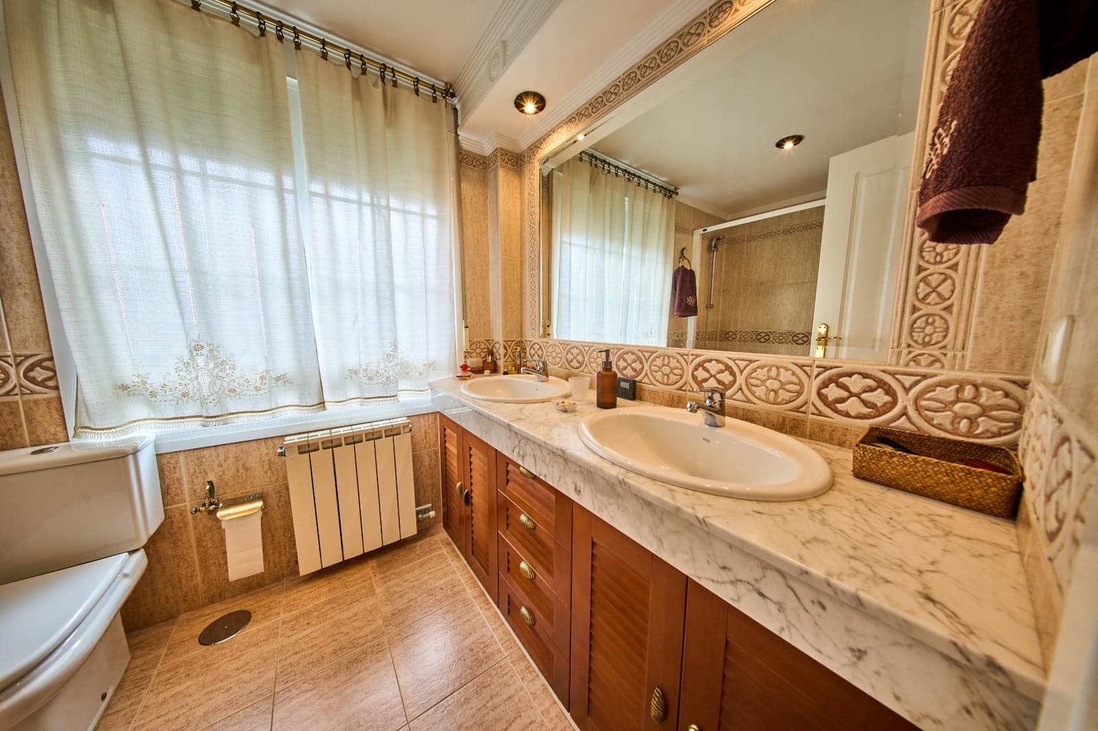 3 chambre Villa/Maison Semi-Mitoyenne à vendre à Ogijares avec piscine garage - 339 000 € (Ref: 9730274)