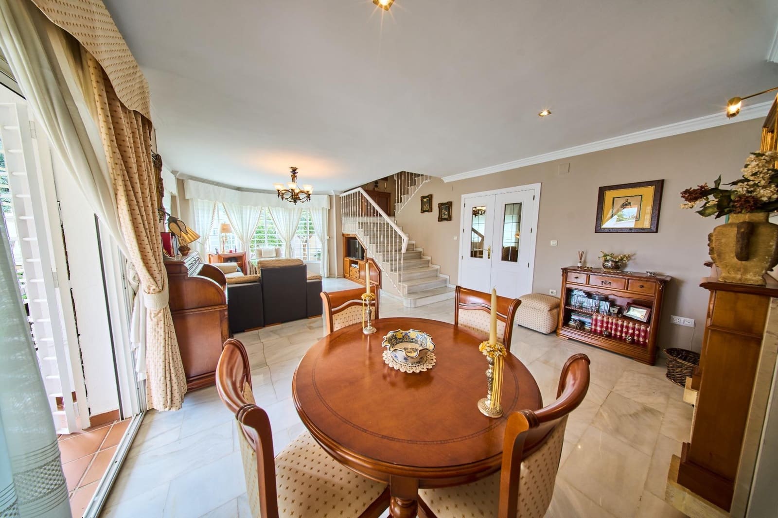 3 chambre Villa/Maison Semi-Mitoyenne à vendre à Ogijares avec piscine garage - 339 000 € (Ref: 9730274)