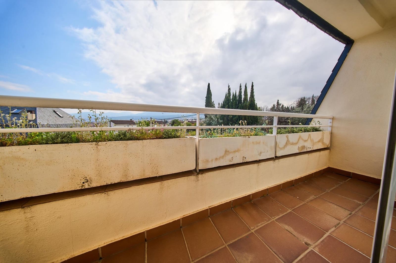 3 chambre Villa/Maison Semi-Mitoyenne à vendre à Ogijares avec piscine garage - 339 000 € (Ref: 9730274)