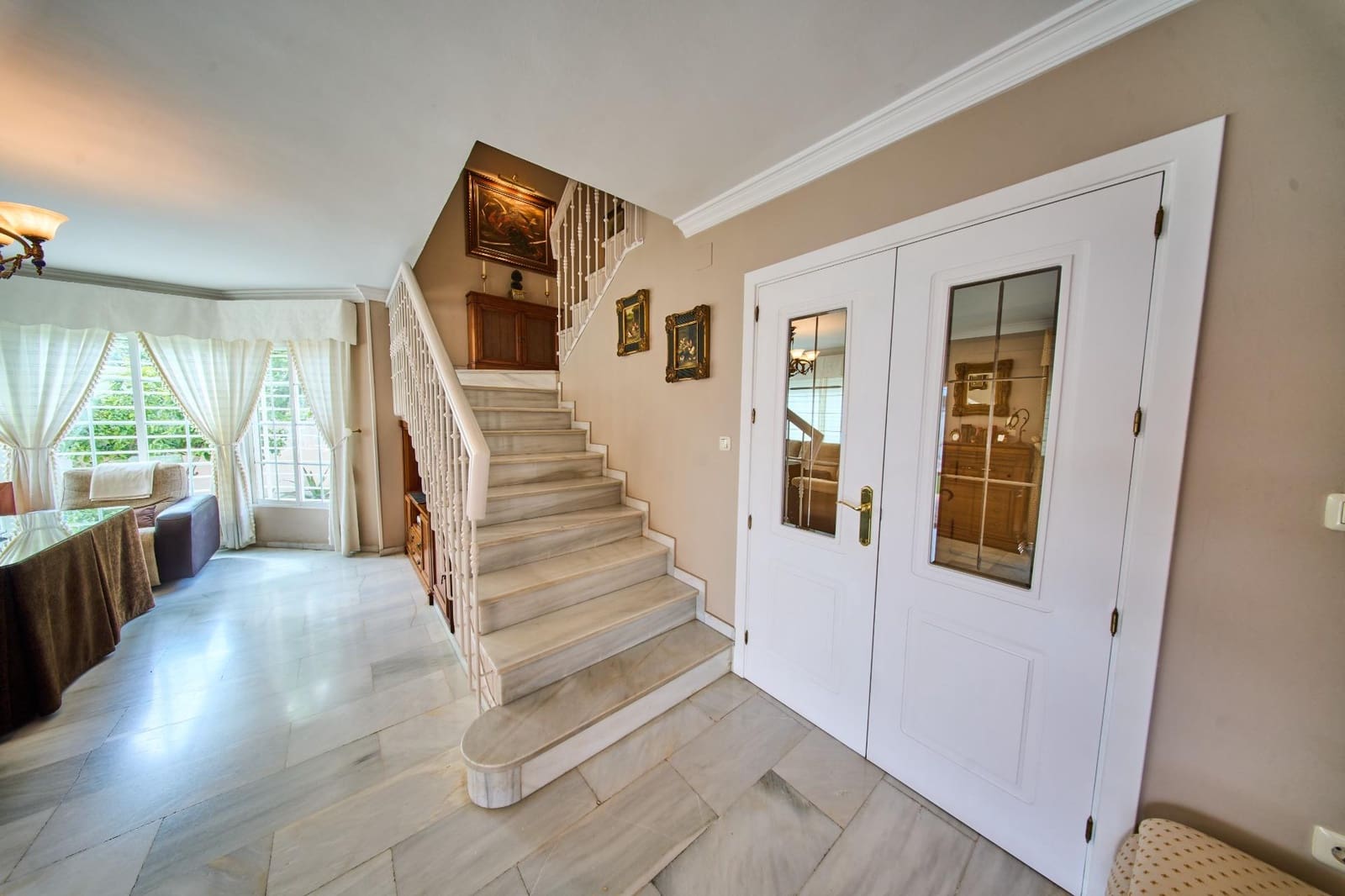 3 chambre Villa/Maison Semi-Mitoyenne à vendre à Ogijares avec piscine garage - 339 000 € (Ref: 9730274)