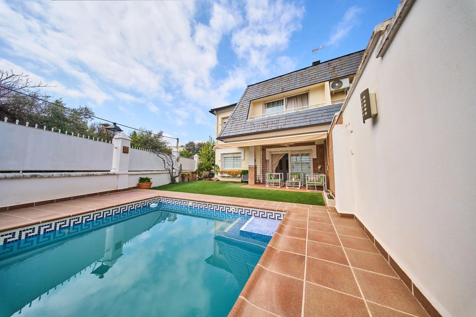 3 chambre Villa/Maison Semi-Mitoyenne à vendre à Ogijares avec piscine garage - 339 000 € (Ref: 9730274)