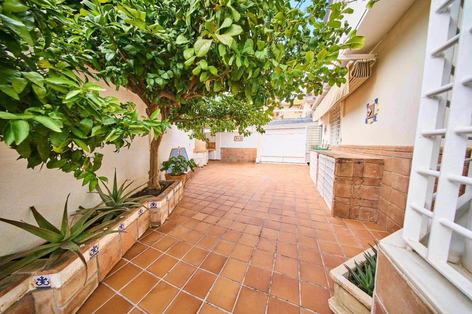 3 chambre Villa/Maison Semi-Mitoyenne à vendre à Ogijares avec piscine garage - 339 000 € (Ref: 9730274)