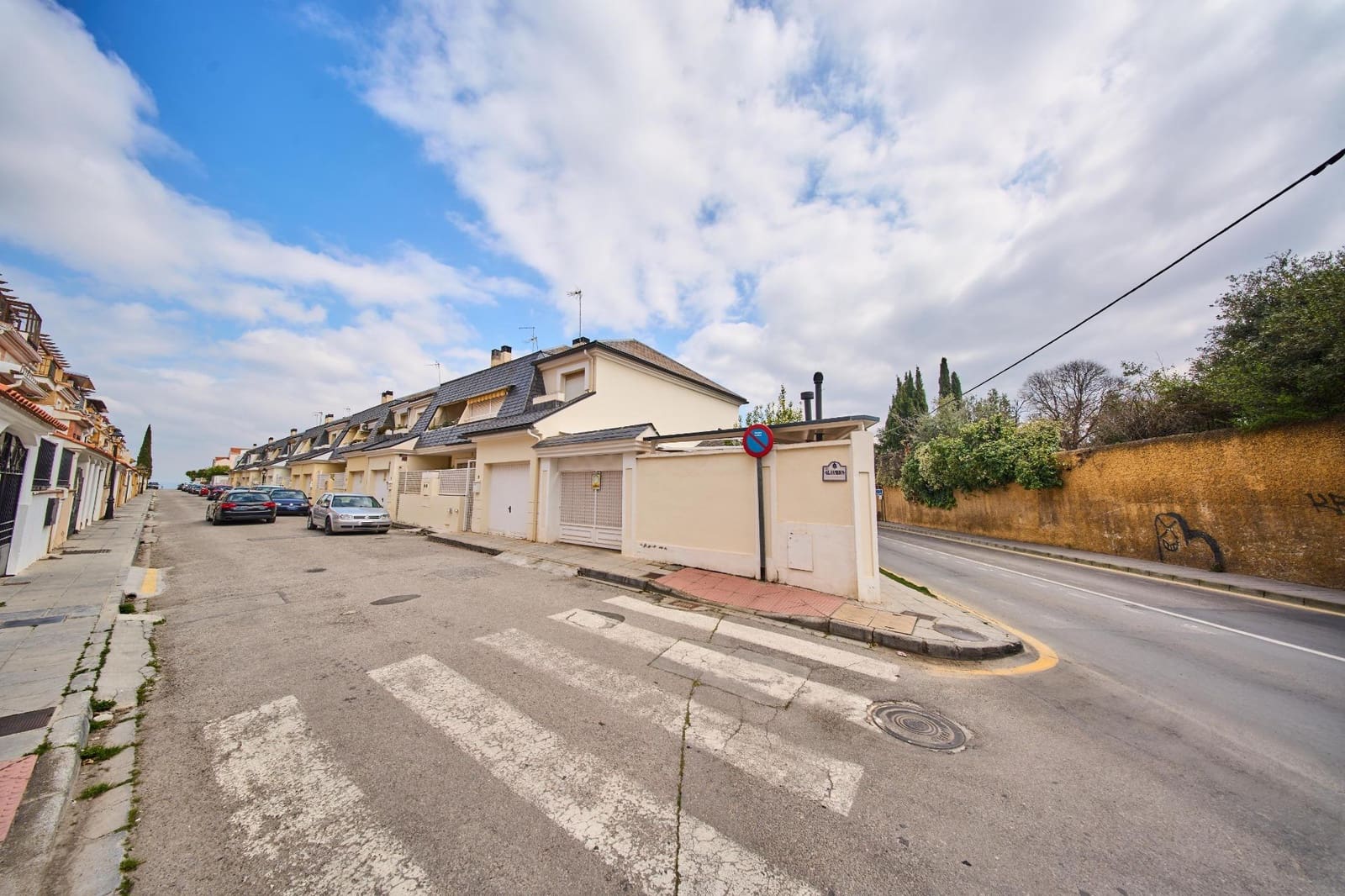 3 chambre Villa/Maison Semi-Mitoyenne à vendre à Ogijares avec piscine garage - 339 000 € (Ref: 9730274)