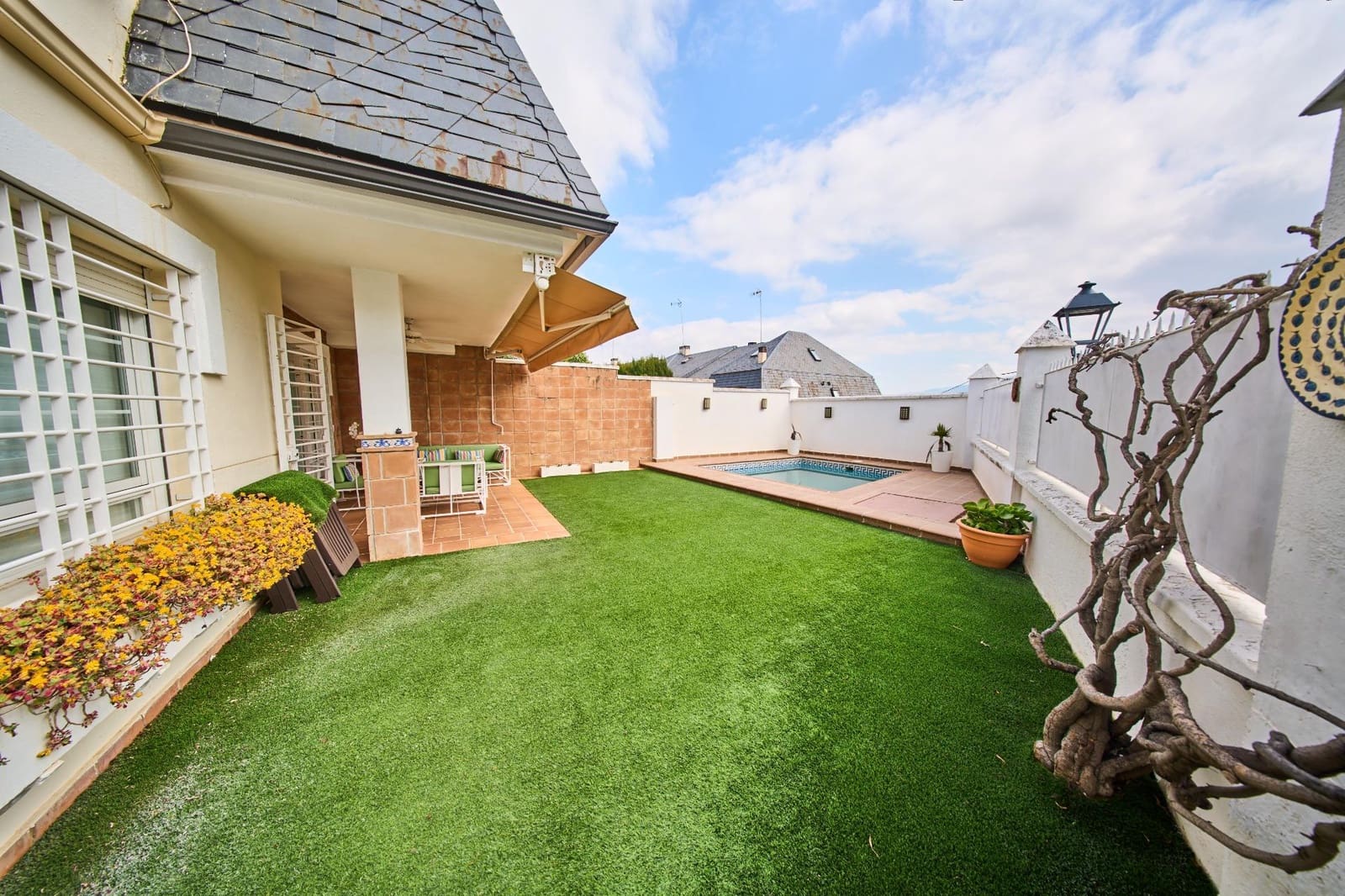 3 chambre Villa/Maison Semi-Mitoyenne à vendre à Ogijares avec piscine garage - 339 000 € (Ref: 9730274)