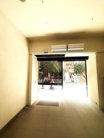 Commercieel te huur in Centro, Granada stad - € 2.700 (Ref: 9732411)