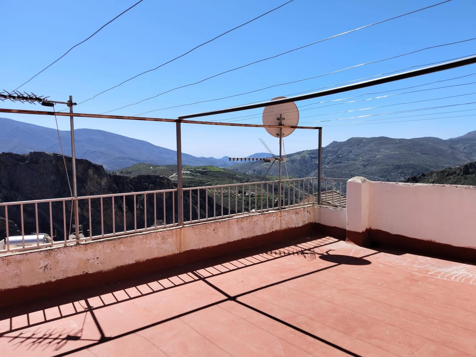 3 bedroom Apartment for rent in Lanjaron - € 600 (Ref: 9735779)