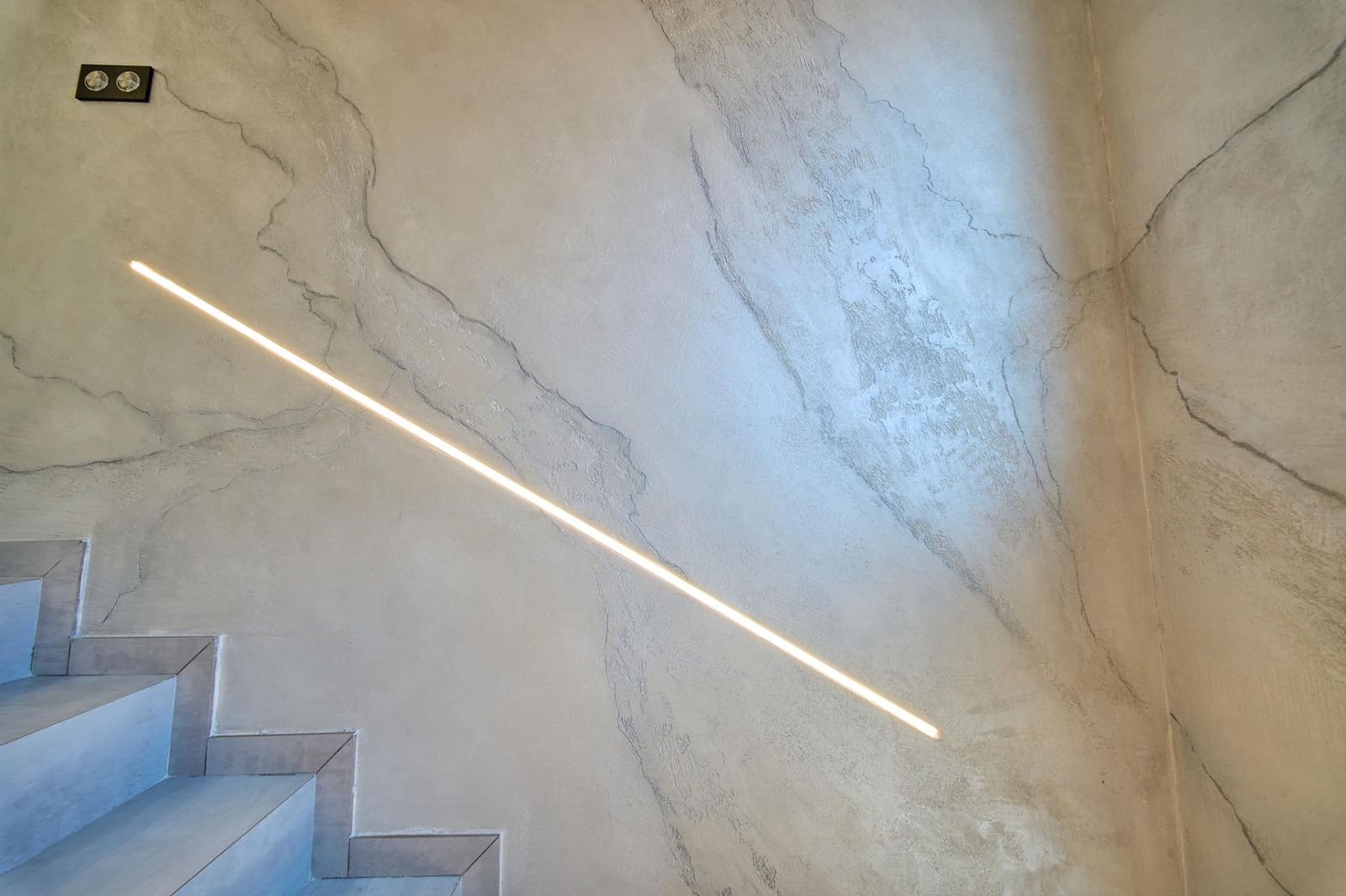 3 bedroom Terraced Villa for sale in Granada city with garage - € 410,000 (Ref: 9735780)