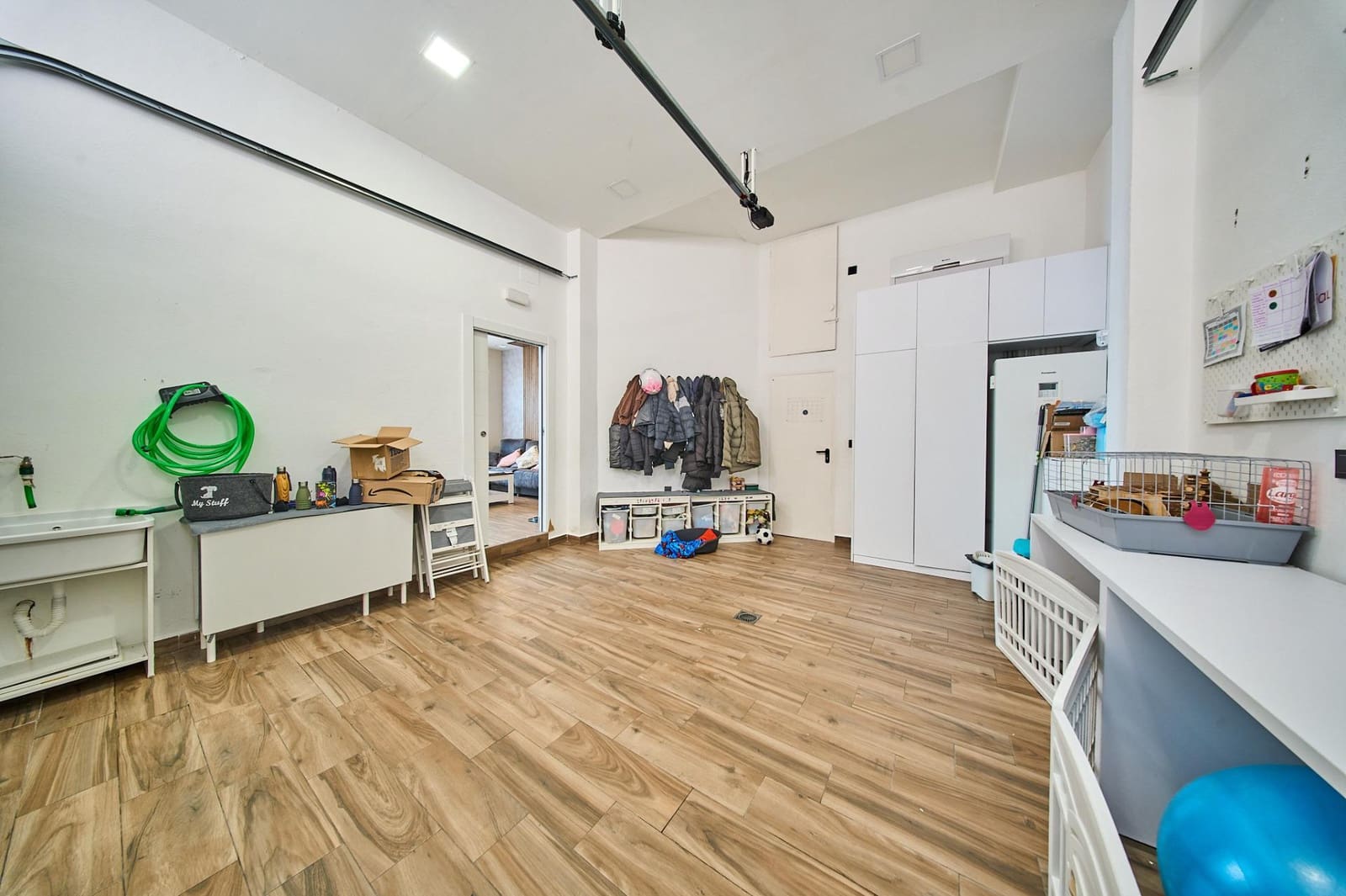 3 bedroom Terraced Villa for sale in Granada city with garage - € 410,000 (Ref: 9735780)