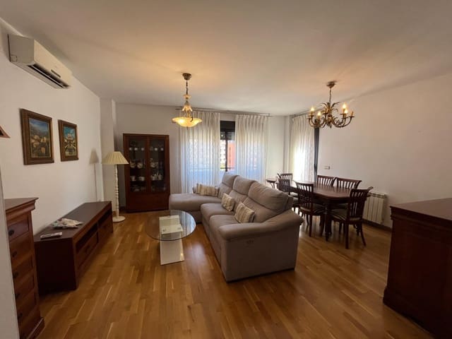 3 Zimmer Wohnung zu vermieten in Granada Stadt mit Pool Garage - 1.100 € (Ref: 9739017)