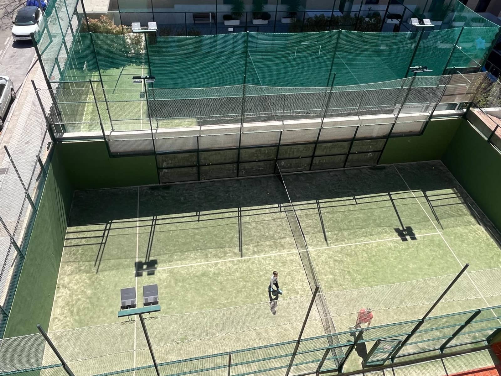 3 bedroom Flat for rent in Granada city with pool garage - € 1,100 (Ref: 9739017)